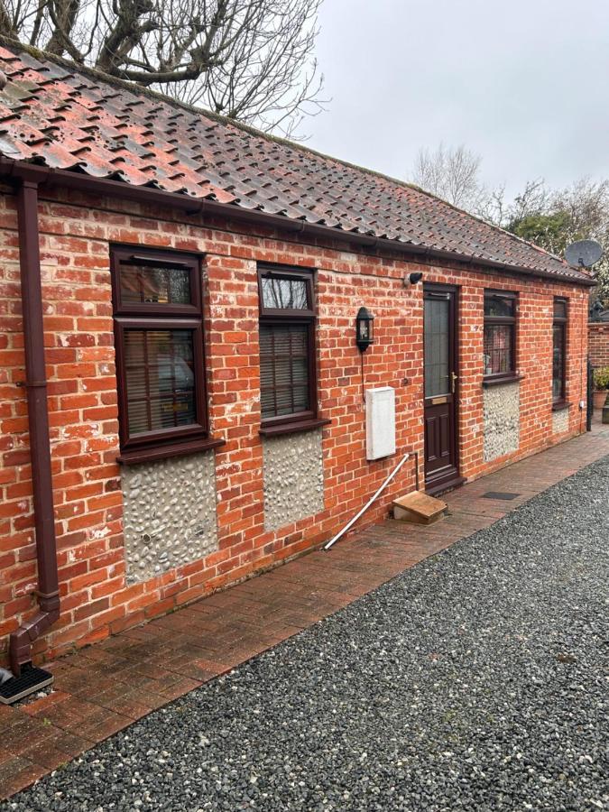 Villa The Old Stables In Mews à Kessingland Extérieur photo